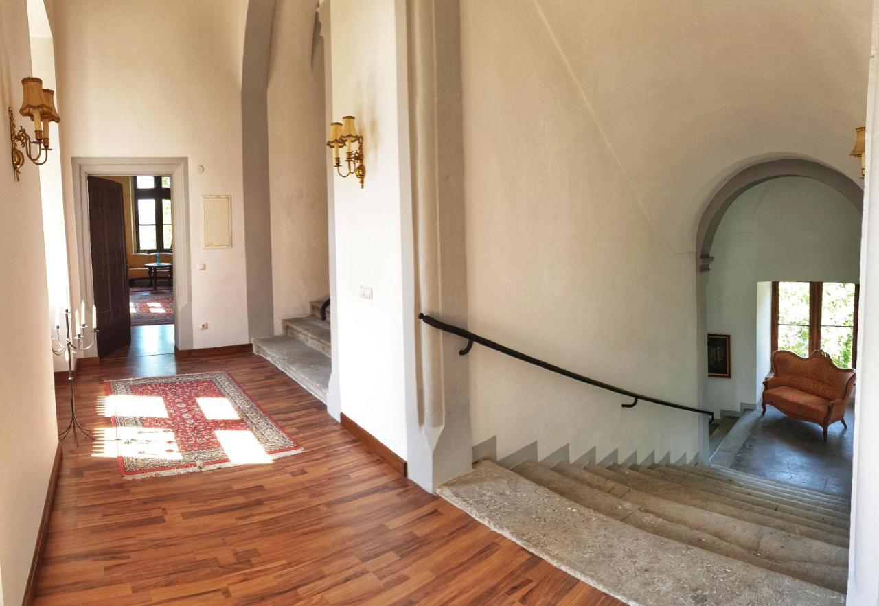 Schloss Arenfels バート・ヘニンゲン エクステリア 写真